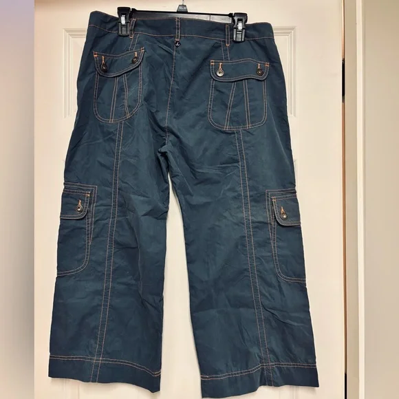 PRANA Blue Cropped Cargo Pants Athleisure - Picture 2 of 10